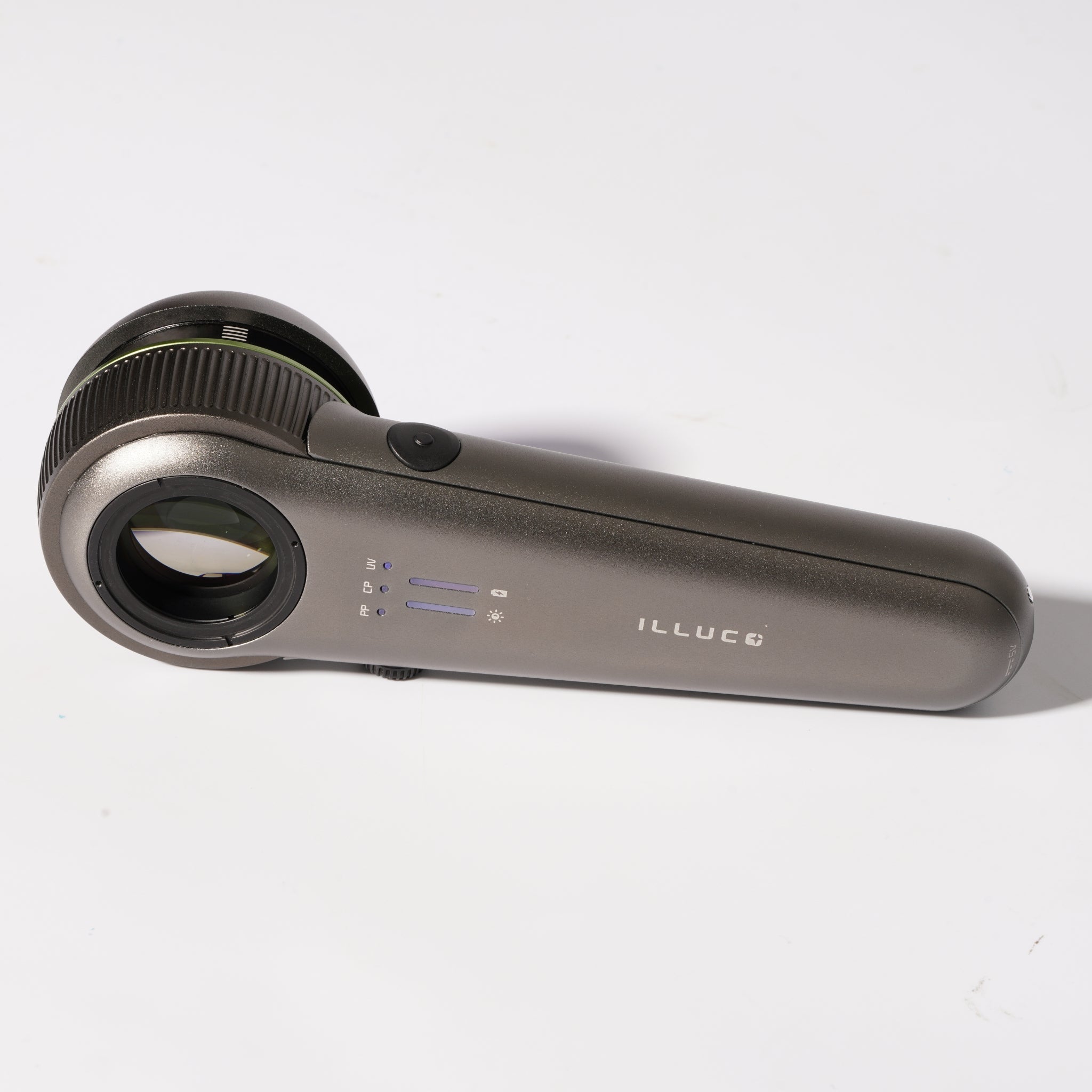 ILLUCO IDS-9100 Dermatoscope - 12x Optical Magnification