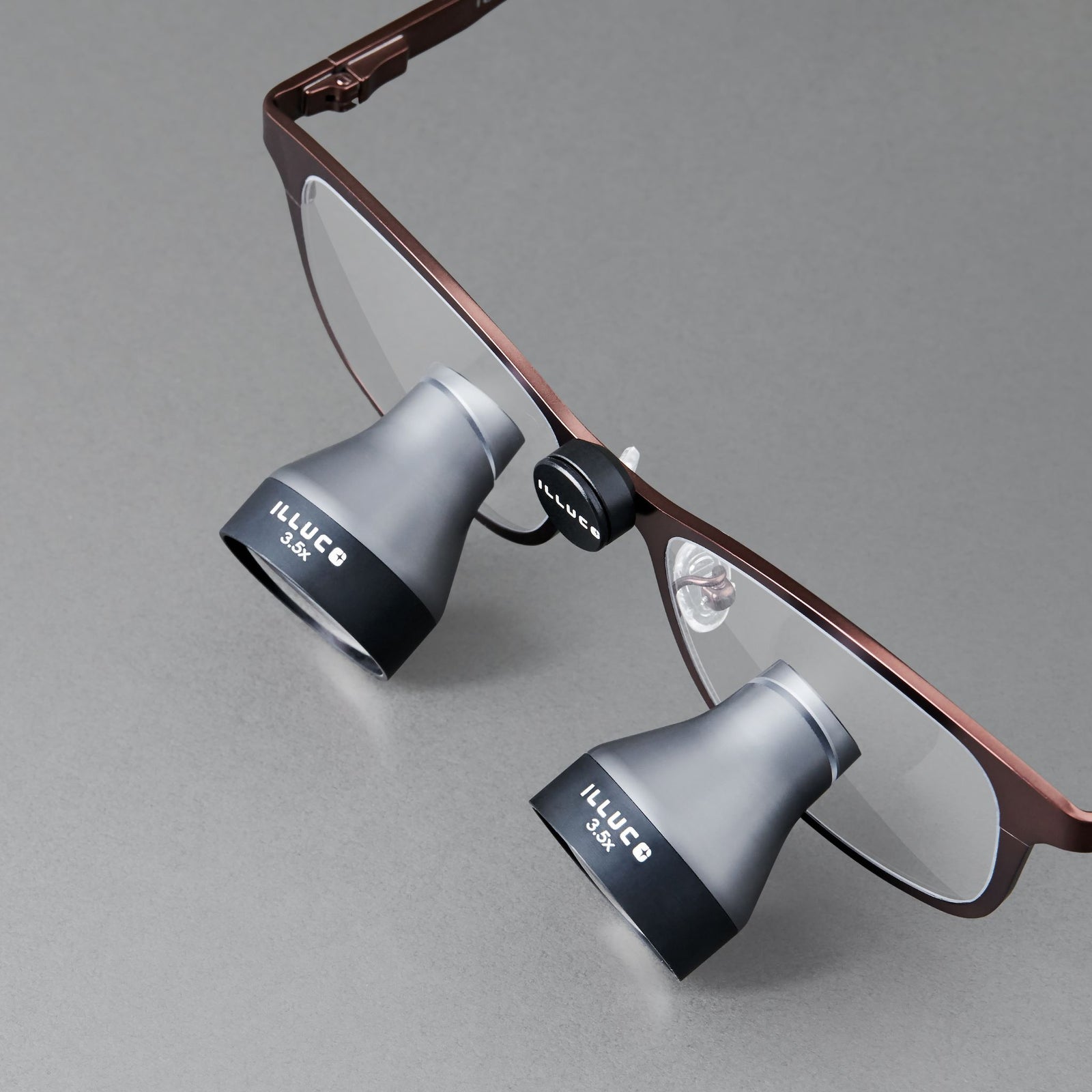 ILLUCO TTL Galilean and Prismatic Loupes (Through-the-Lens)