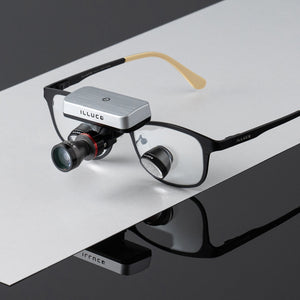 ILLUCO Wireless headlight in silver on loupes