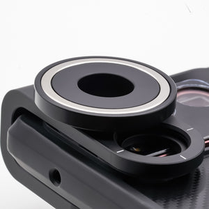 Up close - illuco compact universal phone clamp